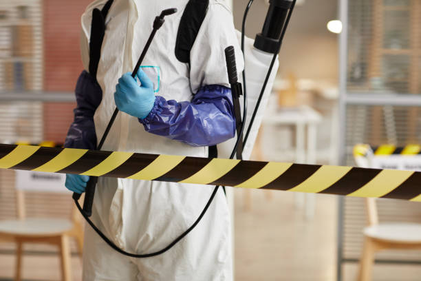 Professional Biohazard technician working in Palestine, IL